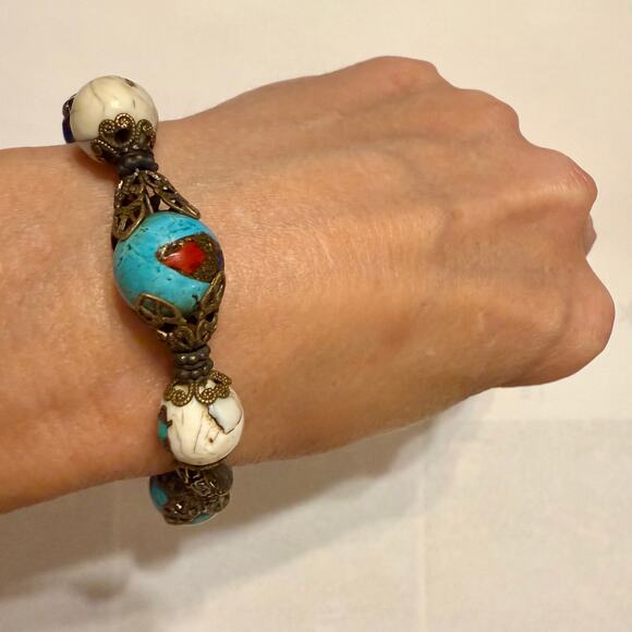 Unique Tibetan Coral Inlay Beaded Bracelet - Picture 10 of 10